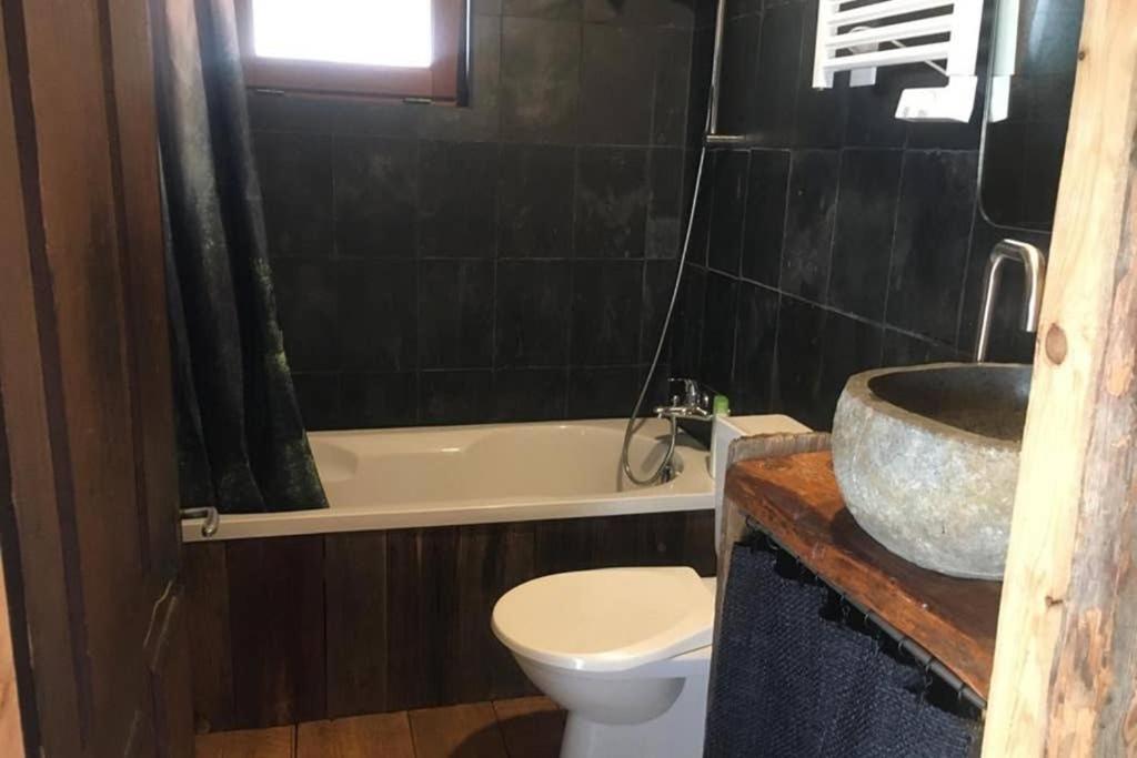 La Cabane De L'Homme Tranquille Le Tretien Bagian luar foto