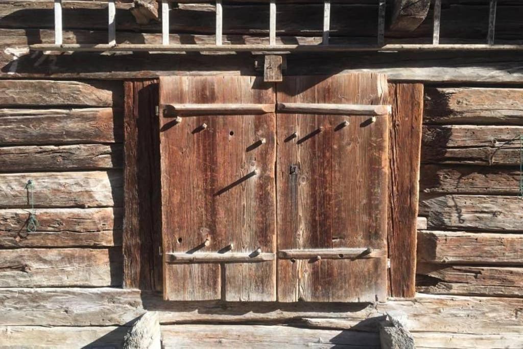 La Cabane De L'Homme Tranquille Le Tretien Bagian luar foto