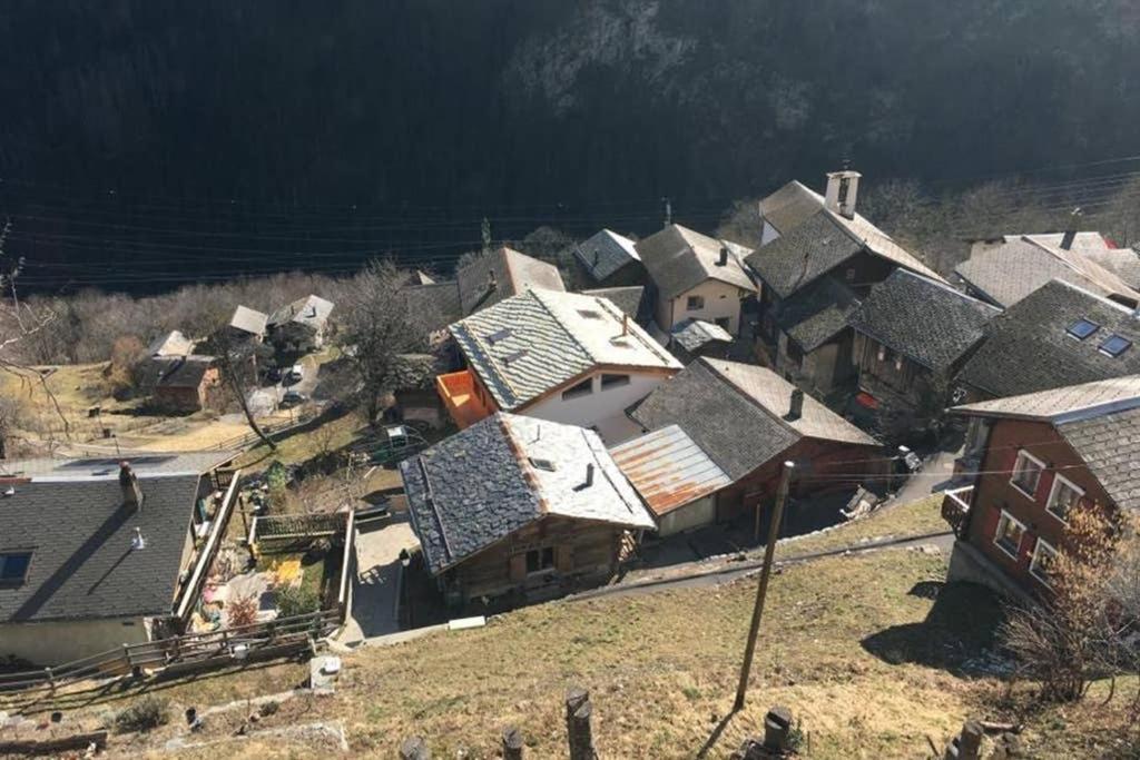 La Cabane De L'Homme Tranquille Le Tretien Bagian luar foto